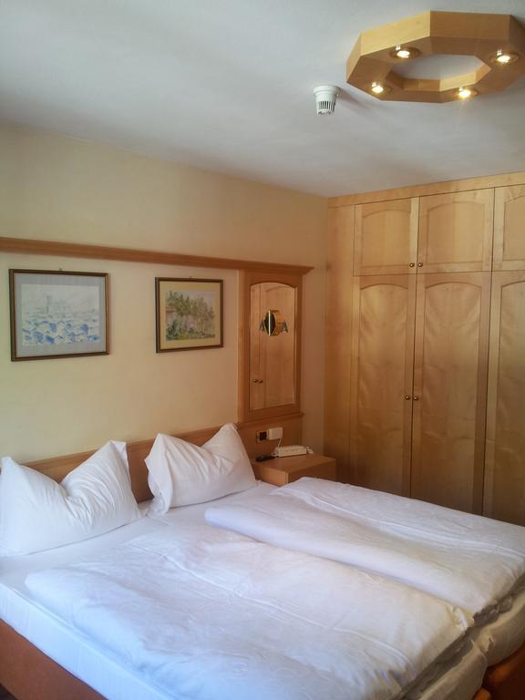 Chalet Brigitte B&B Arabba Szoba fotó