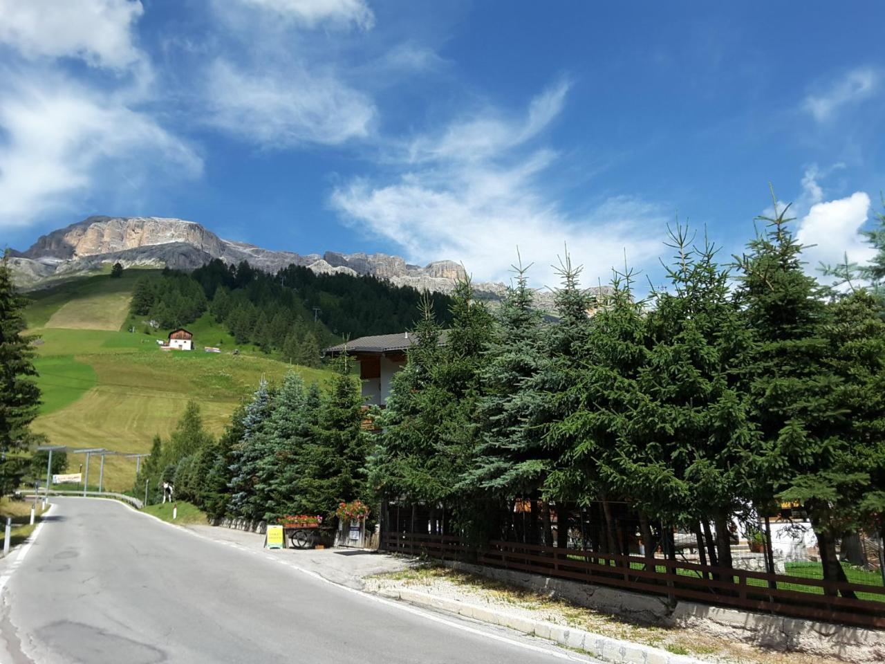 Chalet Brigitte B&B Arabba Kültér fotó