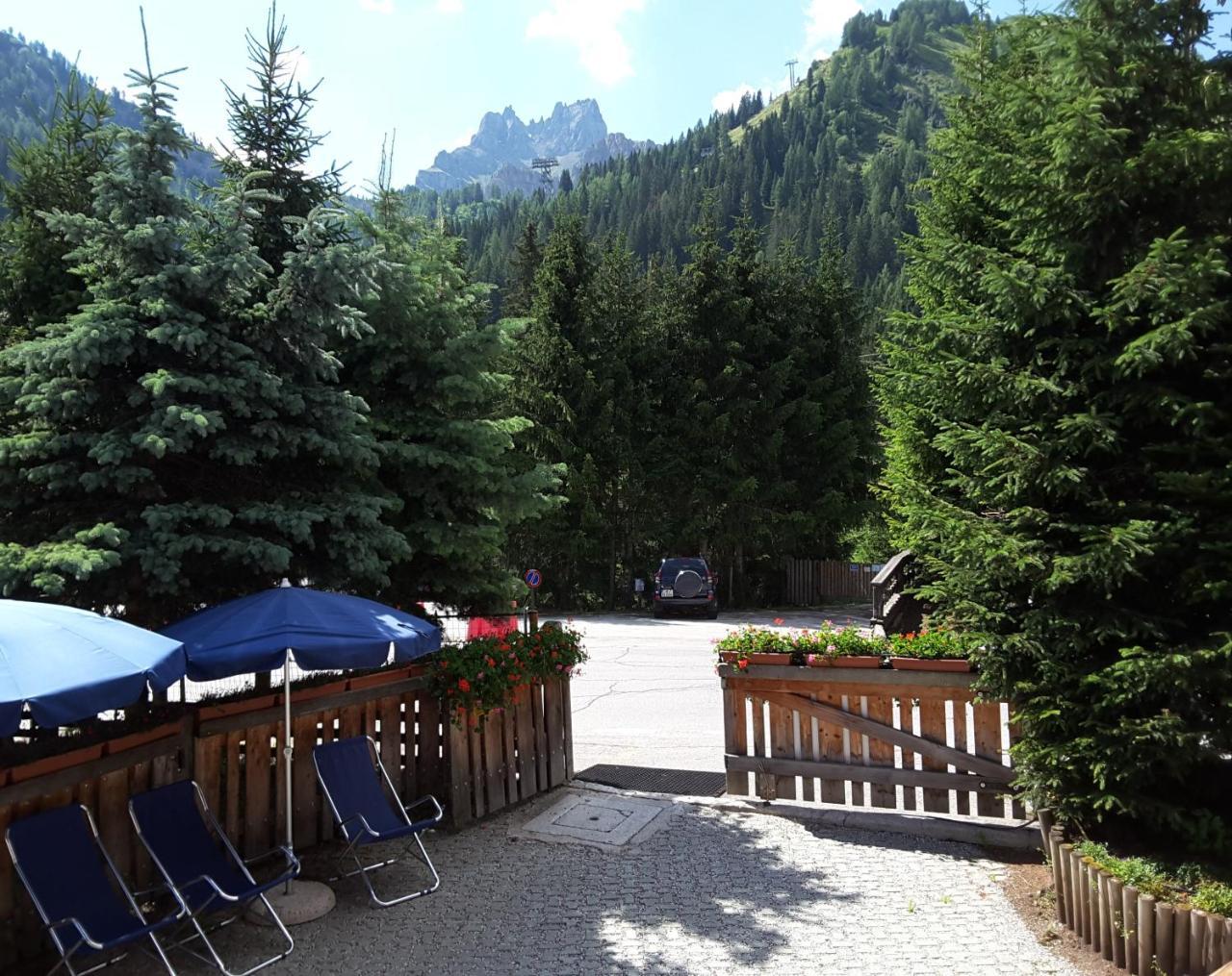 Chalet Brigitte B&B Arabba Kültér fotó